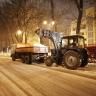 В ночь на понедельник на уборке городских магистралей было задействовано порядка 230 единиц коммунальной техники