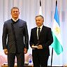 По заслугам и награда: директору Башкирского лицея №136 Шамсулле Хабибрахманову вручили орден Салавата Юлаева