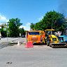 Производятся работы по ликвидации утечки из земли на пересечении улиц Ленина и Кирова